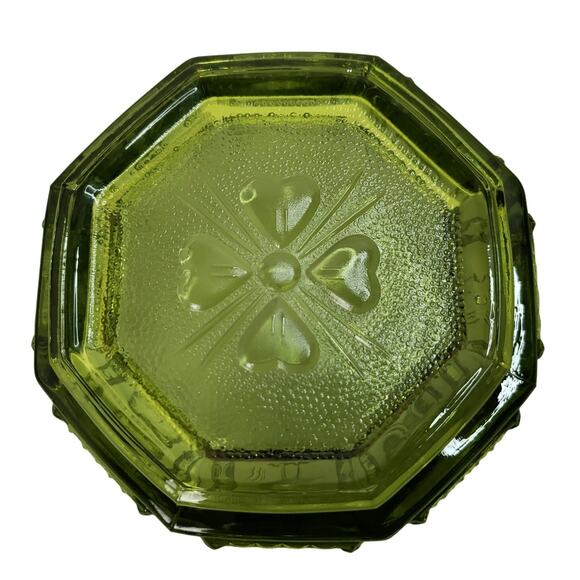 Vintage 8-Sided Imperial Butterpat Glass Candy Dish w/ Lid Birds & Hearts Green - Picture 6 of 8
